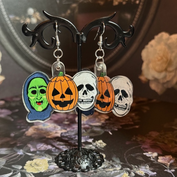 Halloween 3, Season of the Witch, Craftsylvania Earrings - Picture 1 of 3